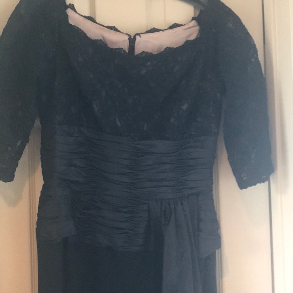 Kevan Hall Black gown - Picture 2 of 4